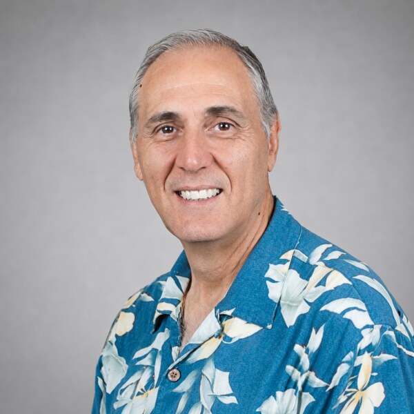 Manuel Roberto, Local Medicare Agent — Big Island